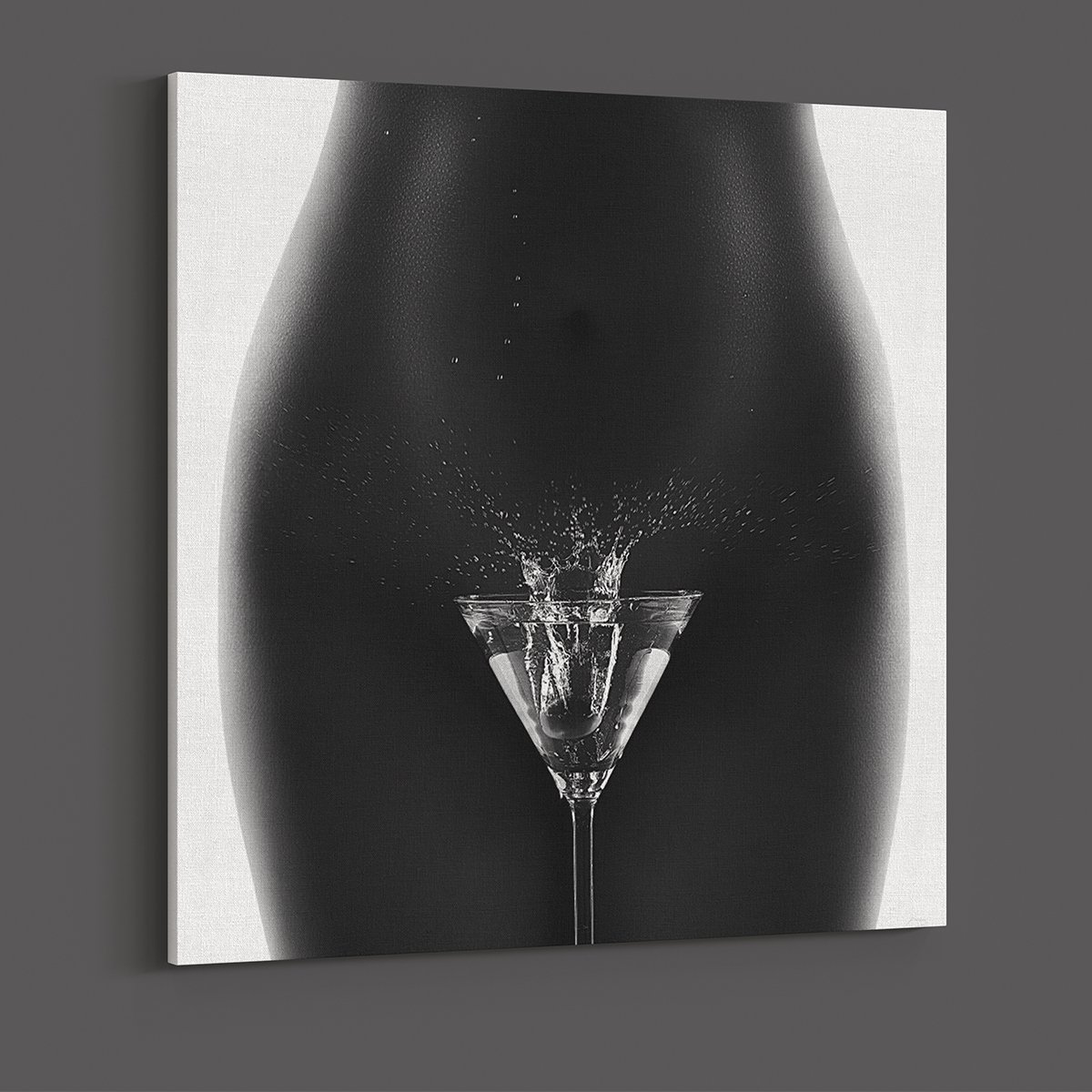 Canvas701 | Kadın ve Martini Kanvas Tablo - 